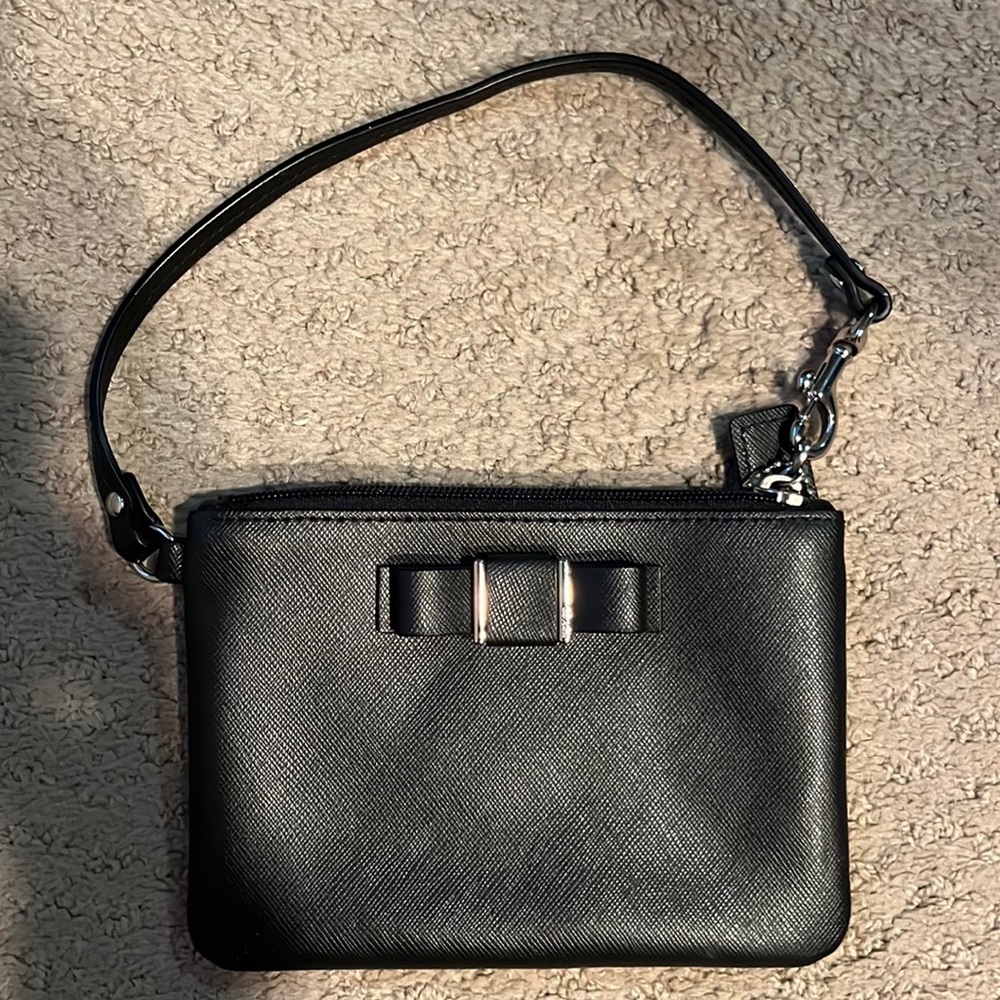 Coach Wristlet Bow Zipper purse, black leather with bow